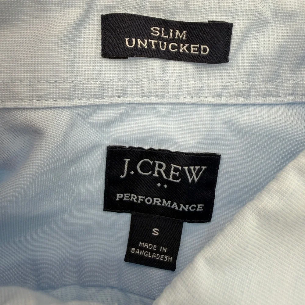 J Crew Performance Slim Untucked Shirt Mens Small Light Blue Button Down Cotton
